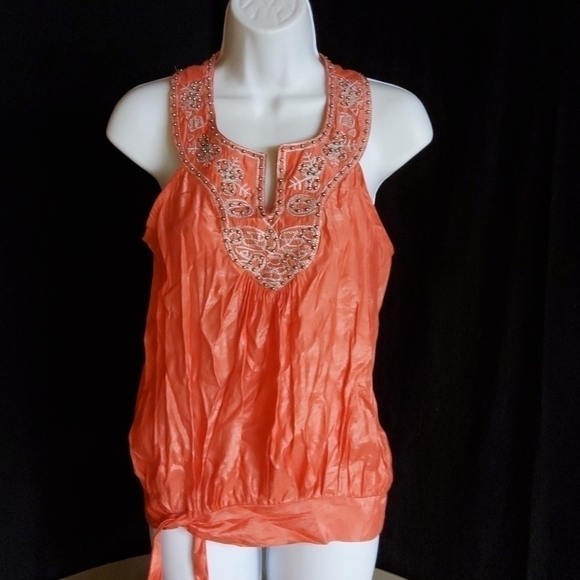 𝅺YA women's top size medium - Picture 1 of 8